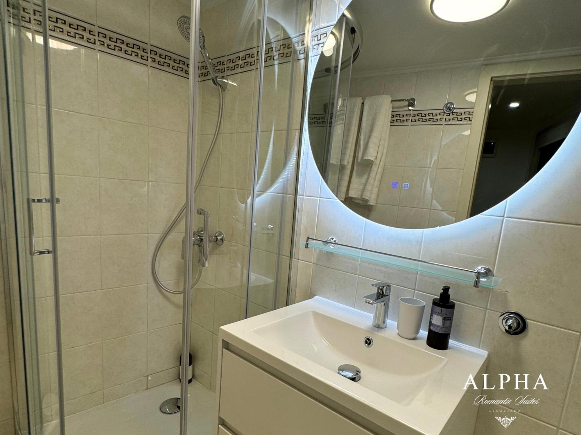 Alpha Romantic Apartma *